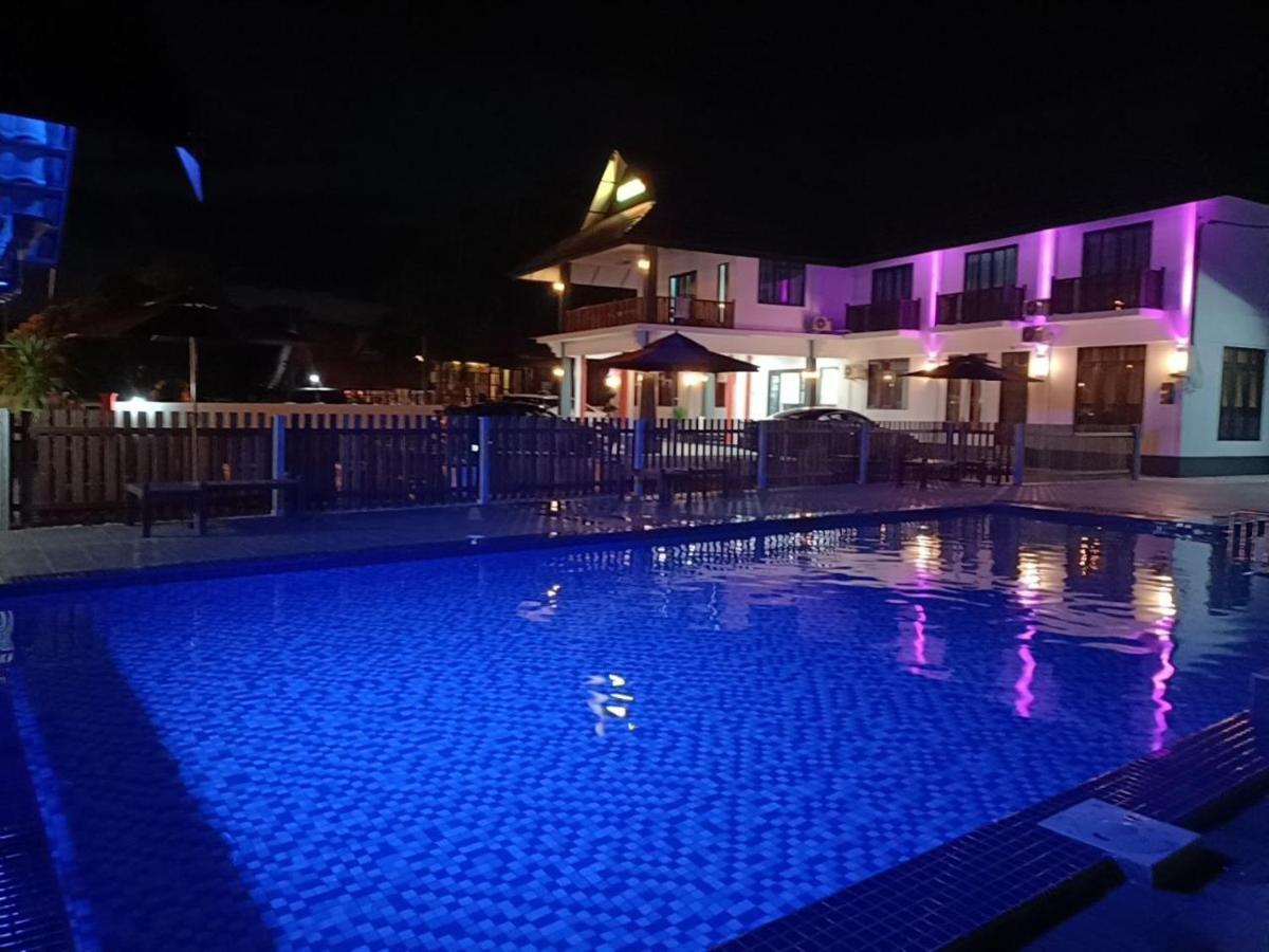 Villa Wanie Inn Setiu Ngoại thất bức ảnh