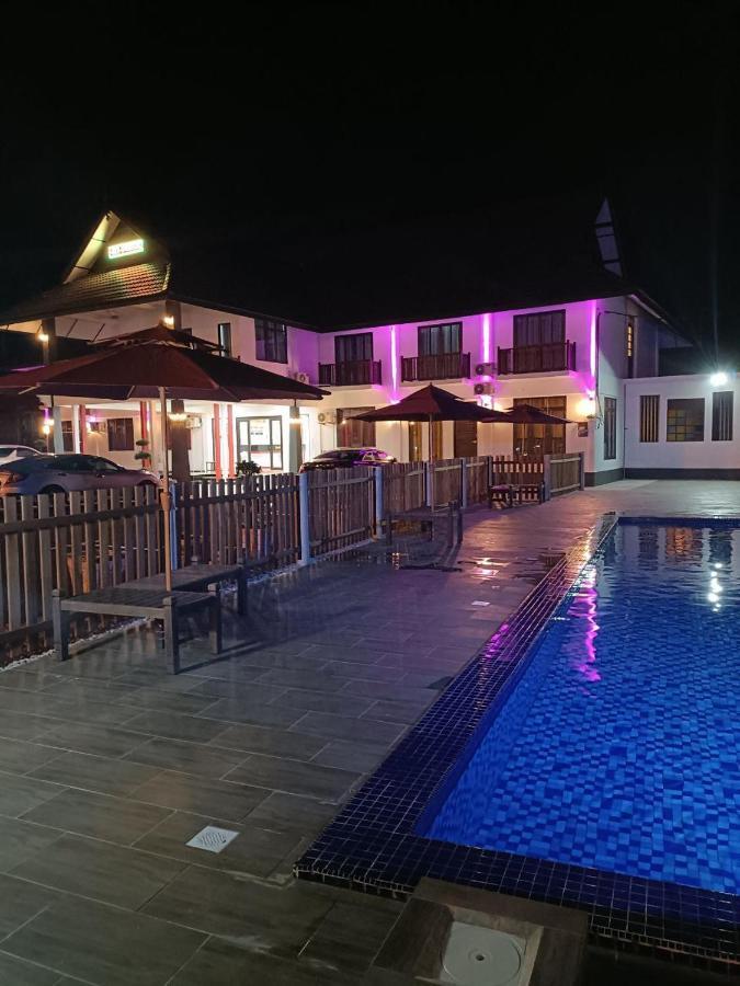 Villa Wanie Inn Setiu Ngoại thất bức ảnh