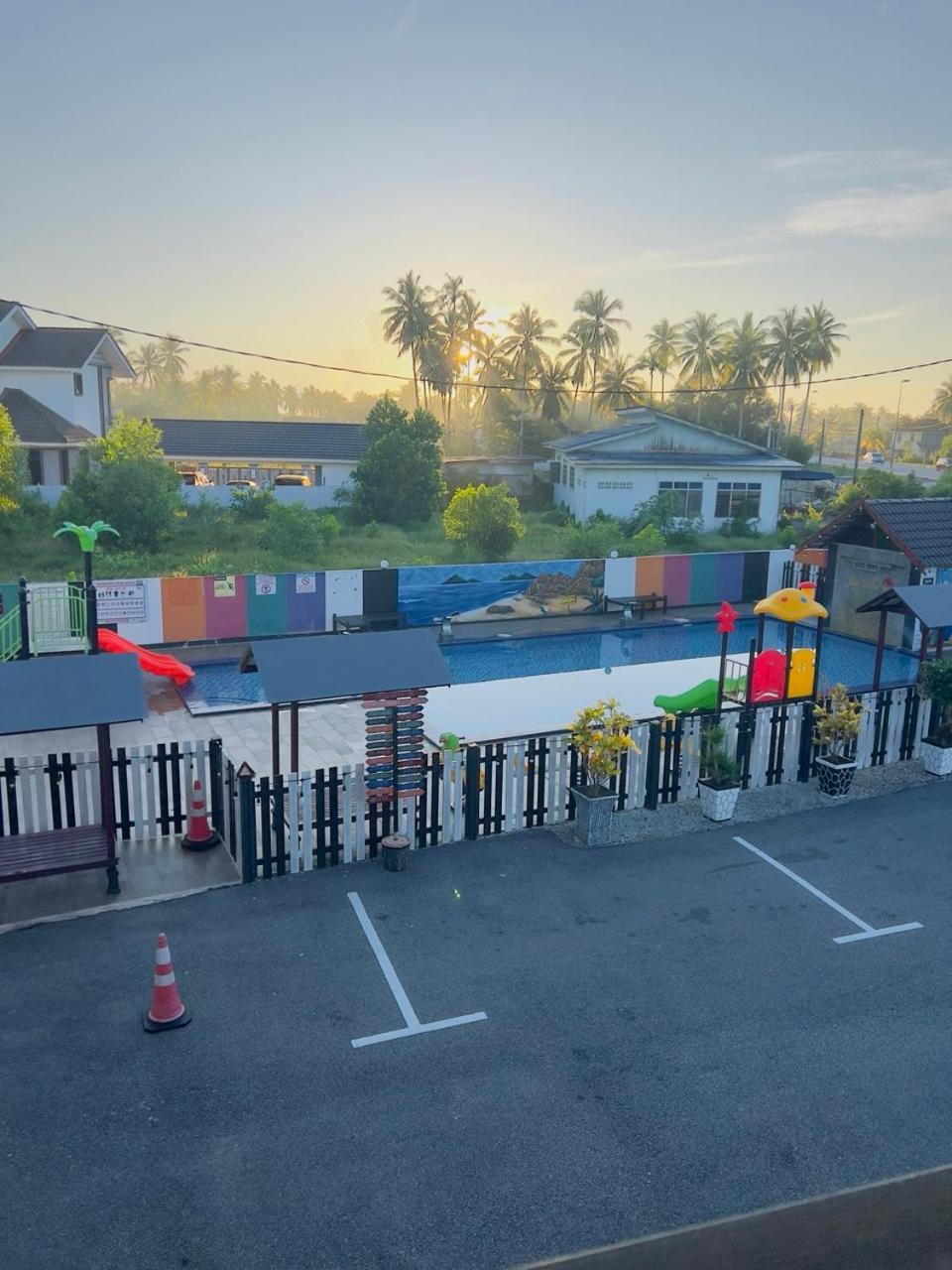 Villa Wanie Inn Setiu Ngoại thất bức ảnh